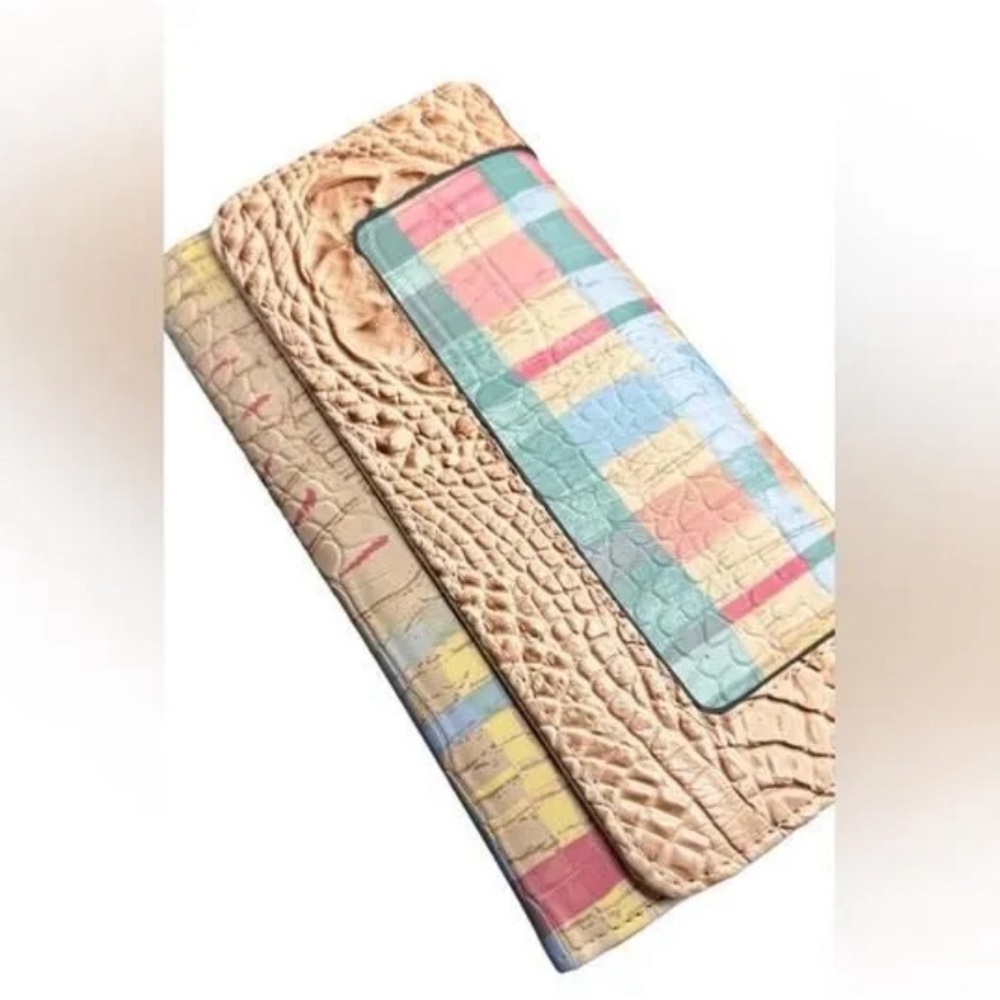 NWOT, Pretty Pastel Fashion Wallet